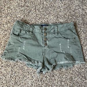 4 button green shorts (size: 5)